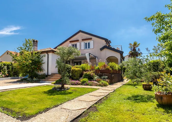 Zavala Villa